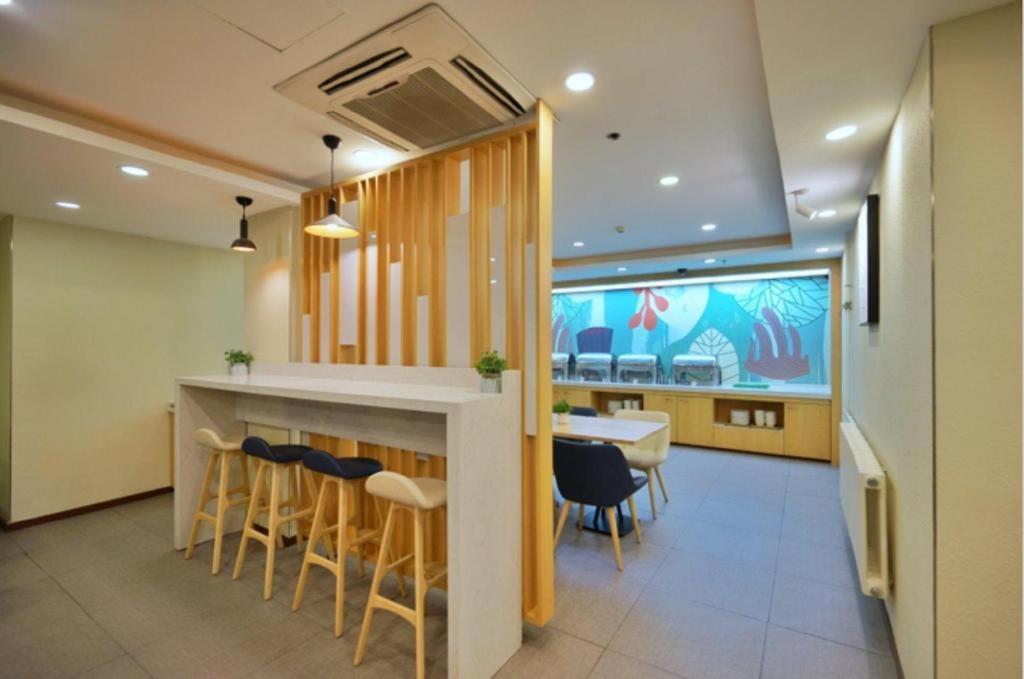 Hanting Hotel Harbin Dongdazhi Street Kültér fotó